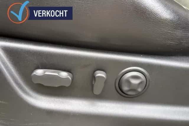 Cadillac Escalade (2009) thumbnail 19