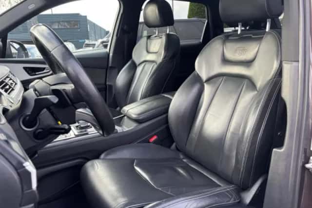 Audi Q7 (2016) thumbnail 11