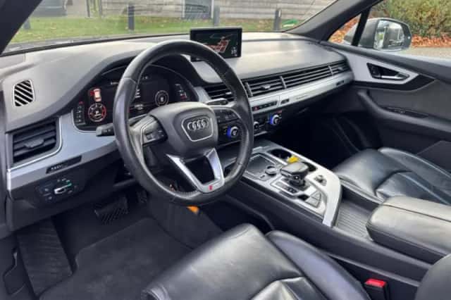 Audi Q7 (2016) thumbnail 17
