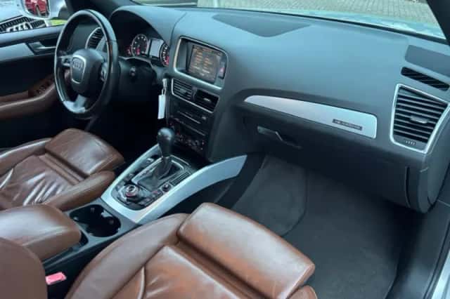 Audi Q5 (2009) thumbnail 12