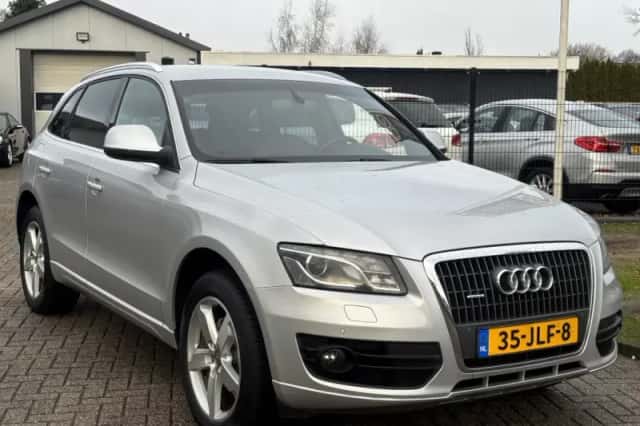 Audi Q5 (2009) thumbnail 3