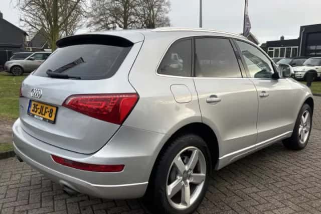Audi Q5 (2009) thumbnail 5