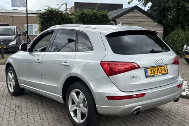 Audi Q5 (2009) thumbnail 6