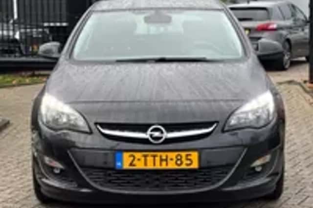 Opel Astra (2014) thumbnail 20