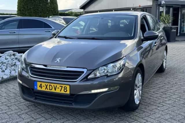 Opel Astra (2014) thumbnail 28