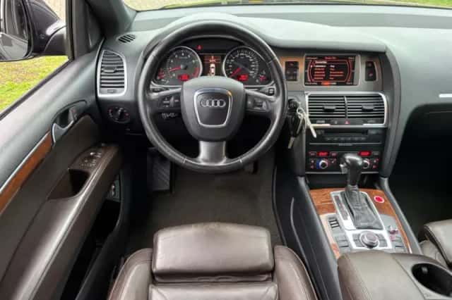 Audi Q7 (2006) thumbnail 13