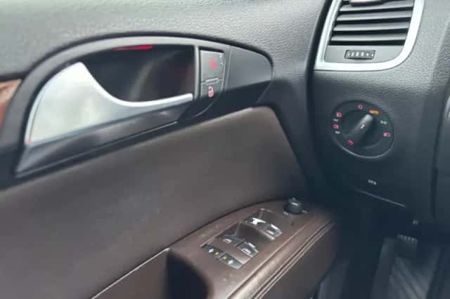 Audi Q7 (2006) thumbnail 18