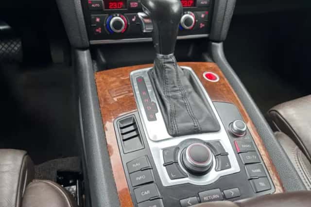 Audi Q7 (2006) thumbnail 19