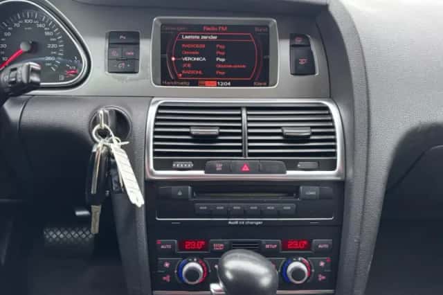 Audi Q7 (2006) thumbnail 20