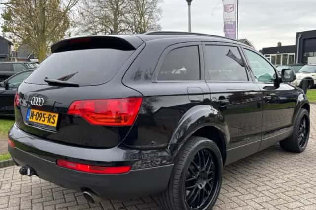 Audi Q7 (2006) thumbnail 6