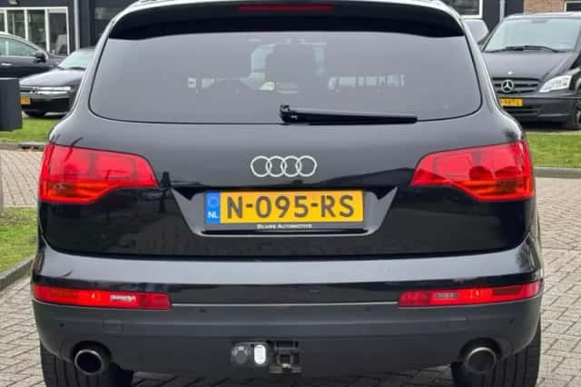 Audi Q7 (2006) thumbnail 7
