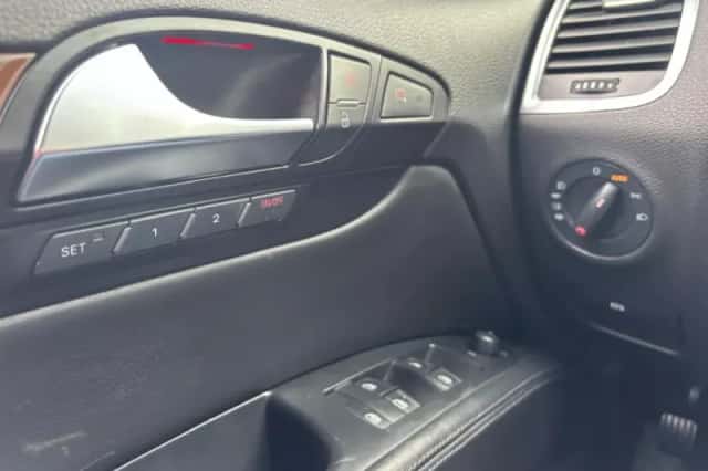 Audi Q7 (2006) thumbnail 24