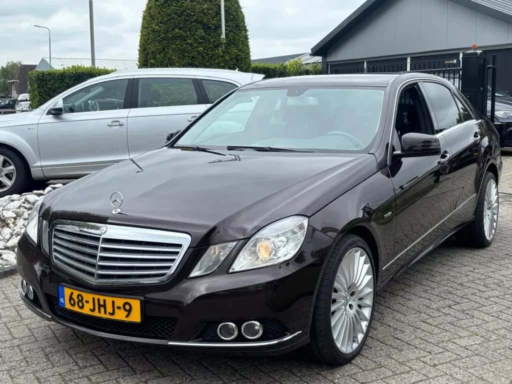 Mercedes-Benz E-Klasse (2009) — foto 1