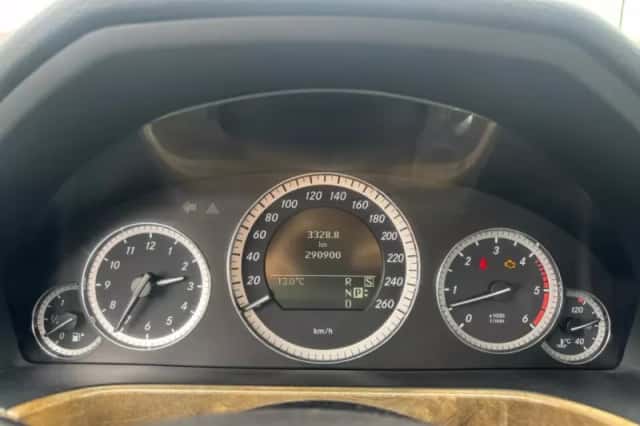 Mercedes-Benz E-Klasse (2009) thumbnail 14