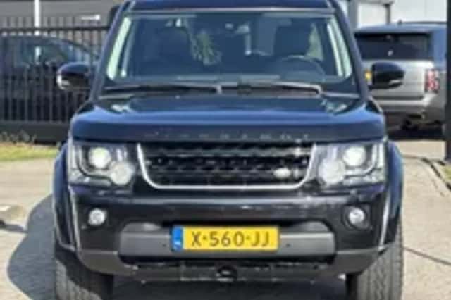 Land Rover Discovery (2014) thumbnail 25