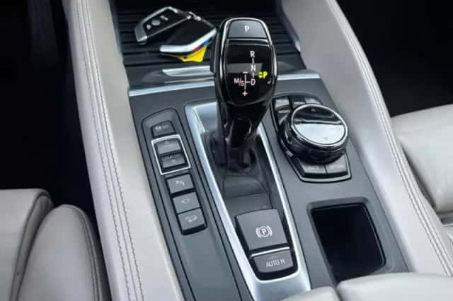 BMW X6 (2015) thumbnail 14