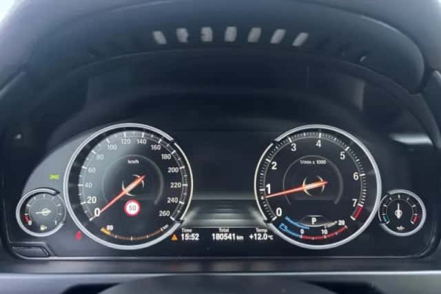BMW X6 (2015) thumbnail 15