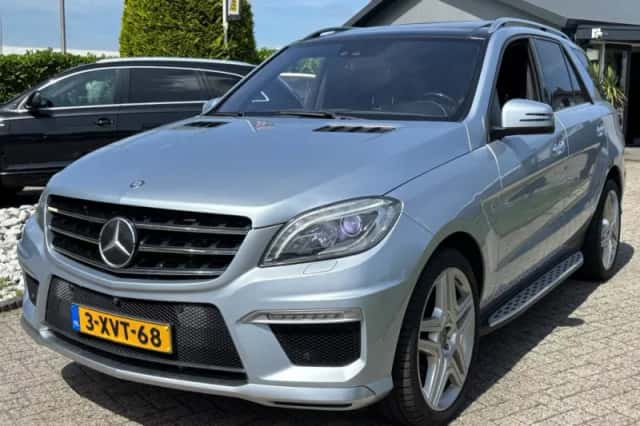 Mercedes-Benz ML-Klasse (2013) thumbnail 1