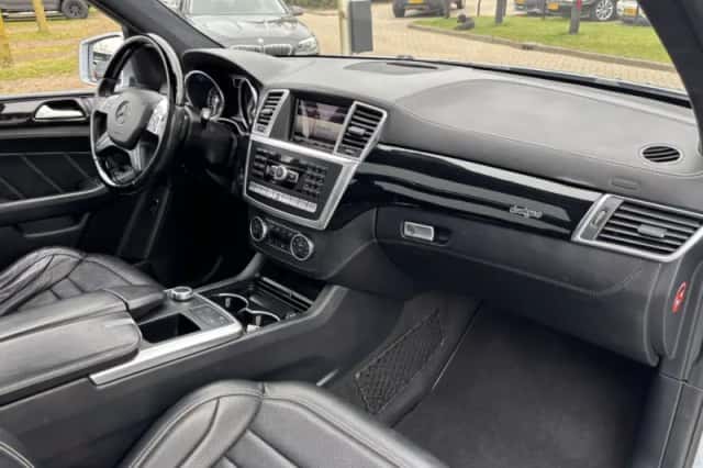 Mercedes-Benz ML-Klasse (2013) thumbnail 14