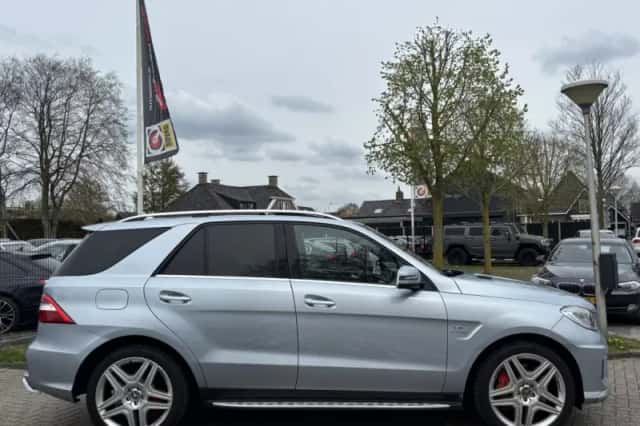 Mercedes-Benz ML-Klasse (2013) thumbnail 4