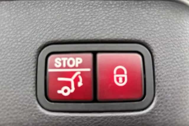 Mercedes-Benz ML-Klasse (2013) thumbnail 10