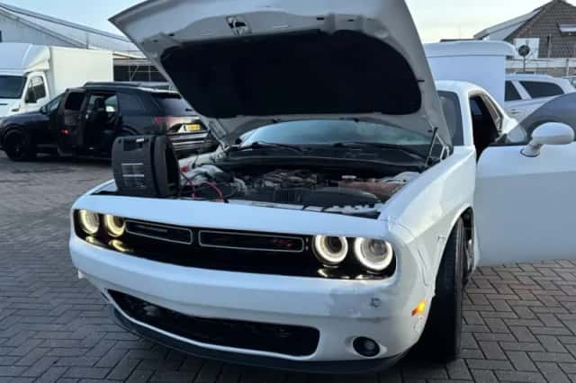 Dodge Challenger (2016) thumbnail 19