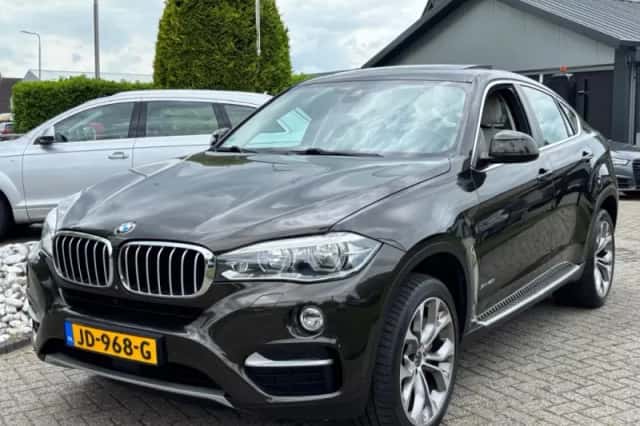 BMW X6 (2015) thumbnail 1