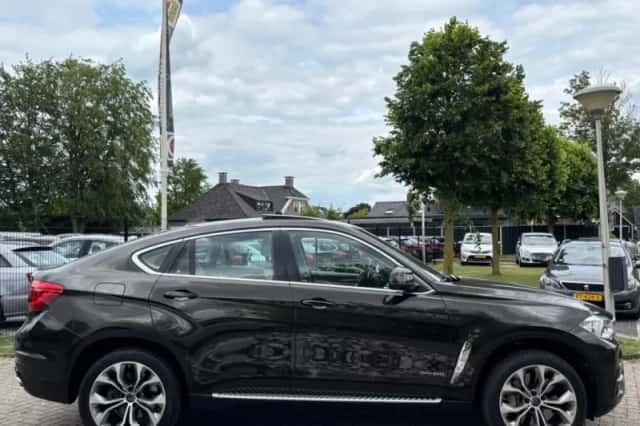 BMW X6 (2015) thumbnail 4