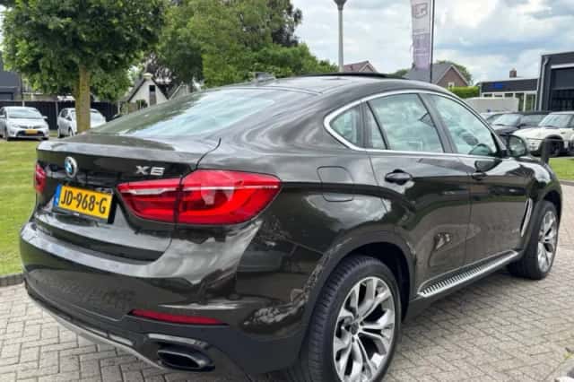 BMW X6 (2015) thumbnail 5