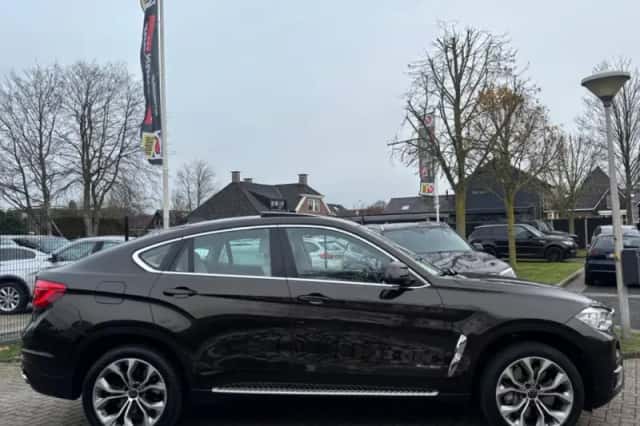 BMW X6 (2015) thumbnail 7