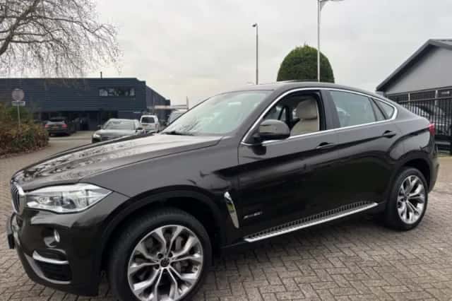 BMW X6 (2015) thumbnail 8