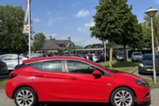 Opel Astra (2015) thumbnail 24