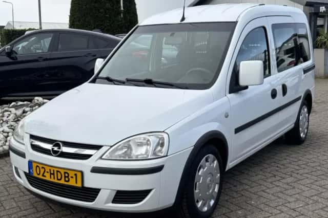Opel Combo (2008)