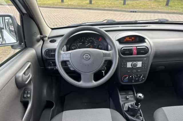 Opel Combo (2008) thumbnail 12