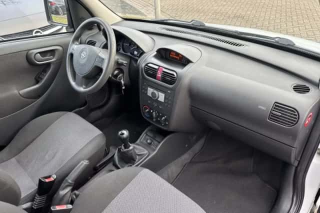 Opel Combo (2008) thumbnail 13