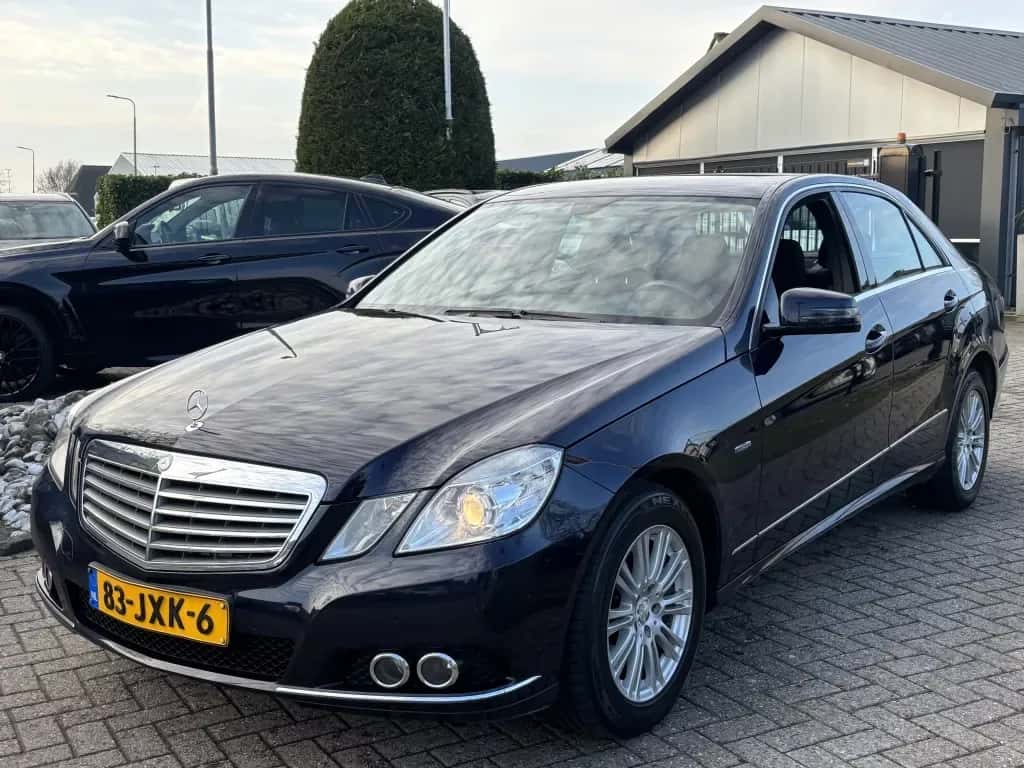 Mercedes-Benz E-Klasse (2009) — foto 1