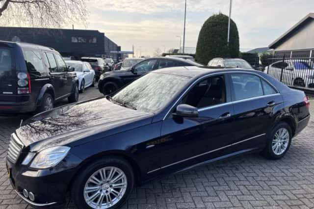 Mercedes-Benz E-Klasse (2009) thumbnail 8