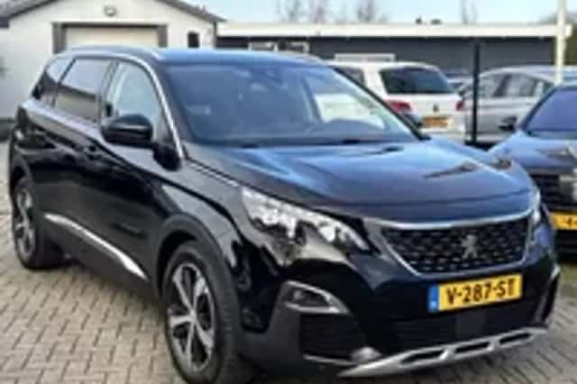 Peugeot 5008 (2017) thumbnail 22