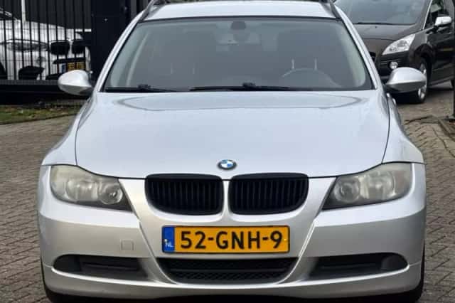 BMW 3-Serie (2008) thumbnail 2