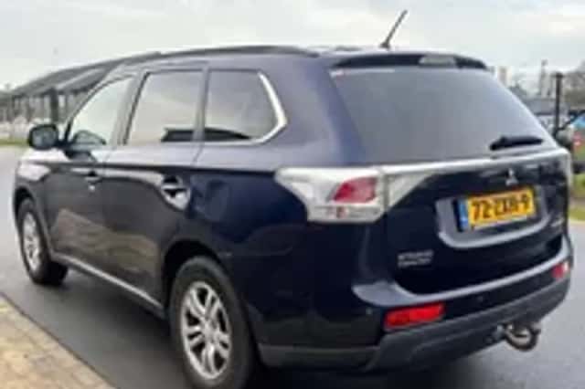 Mitsubishi Outlander (2013) thumbnail 19