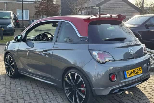Opel Adam (2015) thumbnail 8