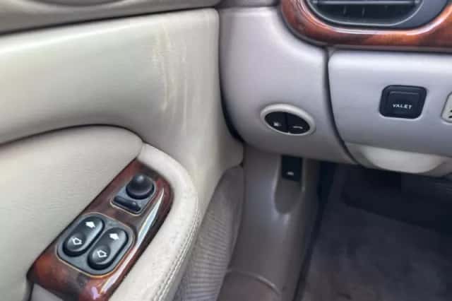 Jaguar XK8 (1999) thumbnail 16
