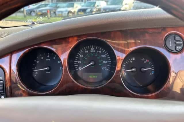 Jaguar XK8 (1999) thumbnail 18
