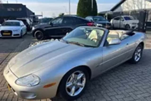 Jaguar XK8 (1999) thumbnail 24