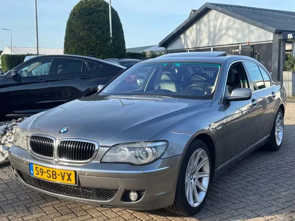 BMW 7-Serie (2005) — foto 1