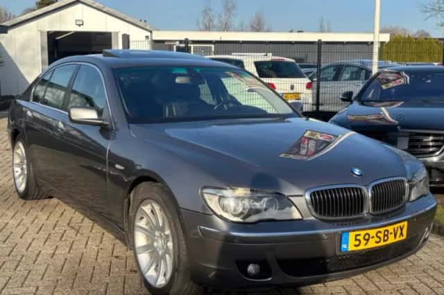 BMW 7-Serie (2005) thumbnail 3