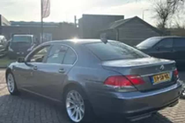 BMW 7-Serie (2005) thumbnail 23