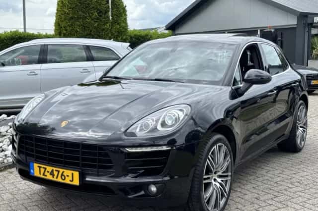 Porsche Macan (2014) thumbnail 1