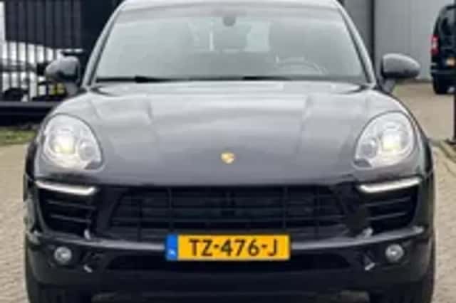 Porsche Macan (2014) thumbnail 24