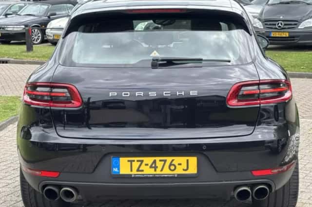 Porsche Macan (2014) thumbnail 6